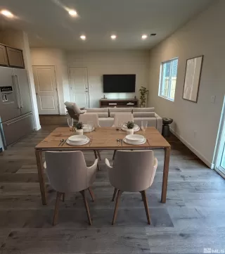 Photo #5: 250000340 Listing