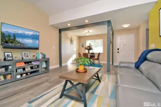 Photo #5: 250000698 Listing 