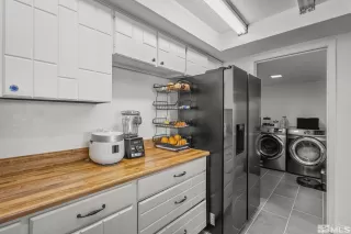 Photo #3: 250000751 Listing