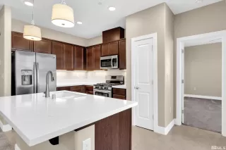 Photo #5: 250000755 Listing