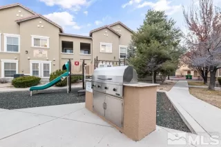 Photo #5: 250000837 Listing 