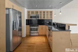 Photo #6: 250000869 Listing 