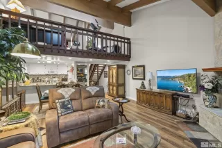 Photo #5: 250000903 Listing 