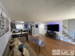 Photo #1: 250000926 Listing 