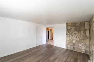 Photo #5: 250001293 Listing