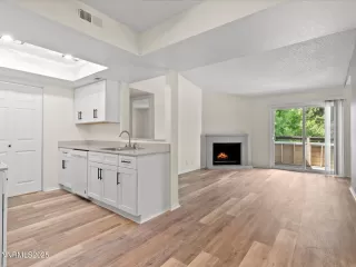 Photo #6: 250001359 Listing