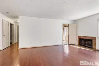 Photo #4: 250001800 Listing 