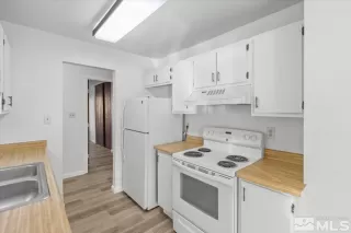 Photo #4: 250001966 Listing 