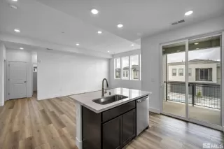 Photo #5: 250002059 Listing