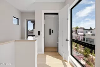 Photo #3: 250002196 Listing 