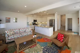 Photo #2: 250002435 Listing