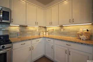 Photo #6: 250002435 Listing