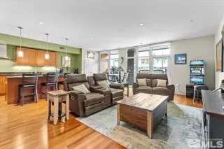 Photo #2: 250002636 Listing 