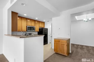 Photo #5: 250002680 Listing 