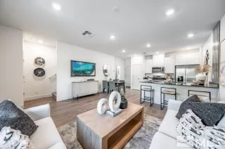 Photo #4: 250002757 Listing