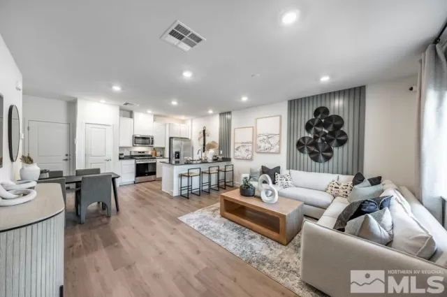 MLS: 250002758 Condo For Sale