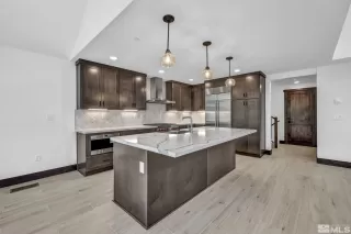 Photo #5: 250002954 Listing 