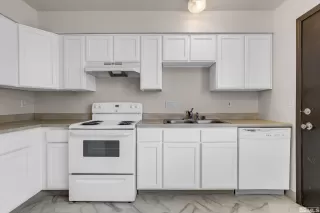 Photo #4: 250003105 Listing 