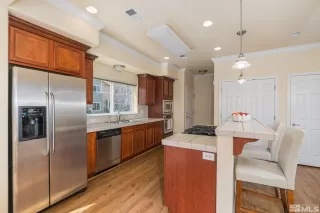 Photo #6: 250003353 Listing 