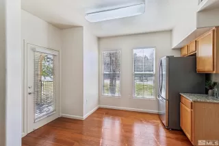 Photo #5: 250003406 Listing 