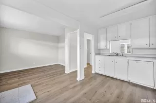 Photo #4: 250003469 Listing