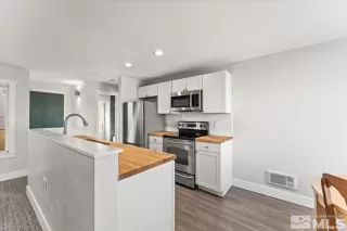 Photo #3: 250003519 Listing 