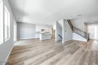 Photo #4: 250003523 Listing