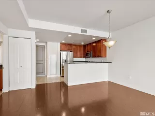 Photo #4: 250003755 Listing