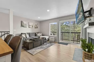 Photo #4: 250003921 Listing 