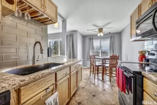 Photo #1: 250003933 Listing 