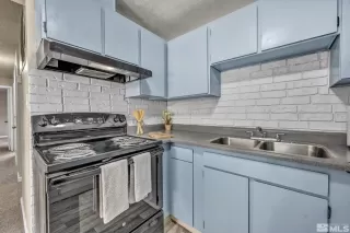 Photo #5: 250003940 Listing 