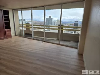 Photo #5: 250003995 Listing 