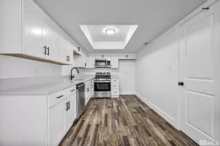 Photo #2: 250004155 Listing