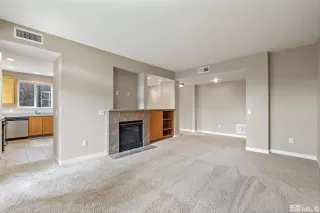 Photo #5: 250004215 Listing