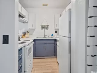 Photo #3: 250004324 Listing