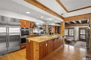 Photo #6: 250004358 Listing