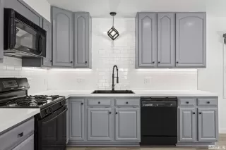 Photo #1: 250004463 Listing