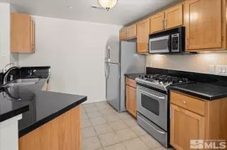 Photo #5: 250004596 Listing 