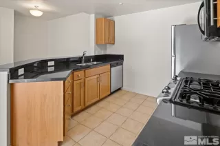 Photo #6: 250004596 Listing 