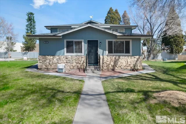 MLS: 250004613 Condo For Sale