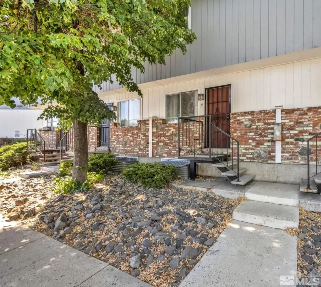 MLS: 250004626 Condo For Sale