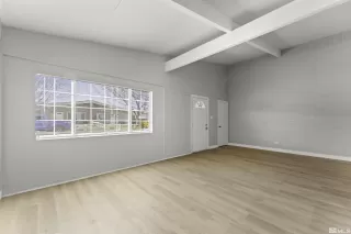 Photo #6: 250004648 Listing