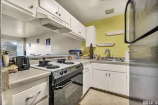 Photo #4: 250004660 Listing