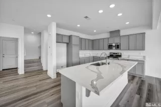 Photo #5: 250004731 Listing