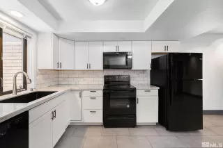 Photo #6: 250004975 Listing