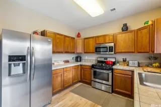 Photo #3: 250004988 Listing 