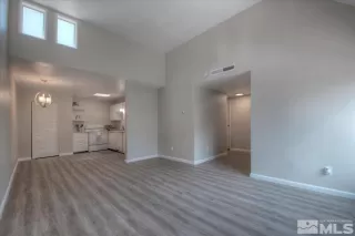 Photo #5: 250005007 Listing