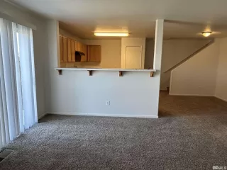 Photo #3: 250005028 Listing 