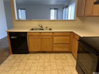 Photo #5: 250005028 Listing 