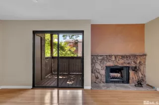 Photo #1: 250005072 Listing 